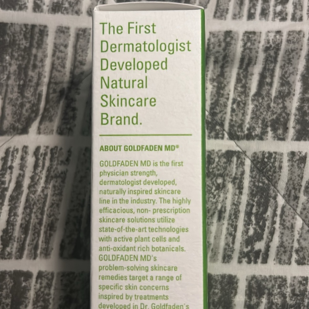 GOLDFADEN MD Facial Detox Clarify and Clear Mask 2fl oz/ 60 mL - Picture 4 of 9
